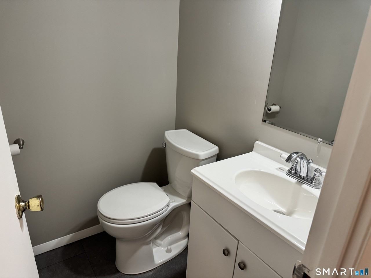 101 Ridge Rd #9 - Photo 4 of 7