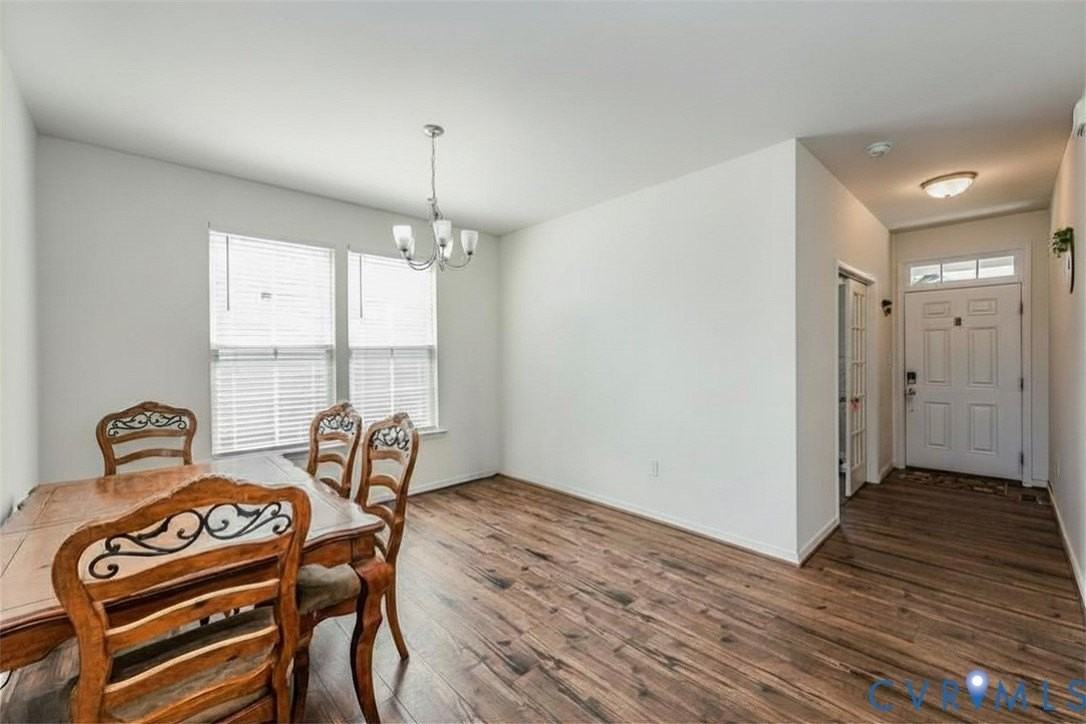 8105 Lyman Ct - Photo 7 of 31