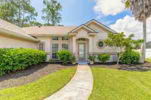 featured image of 8 Riverview Pl