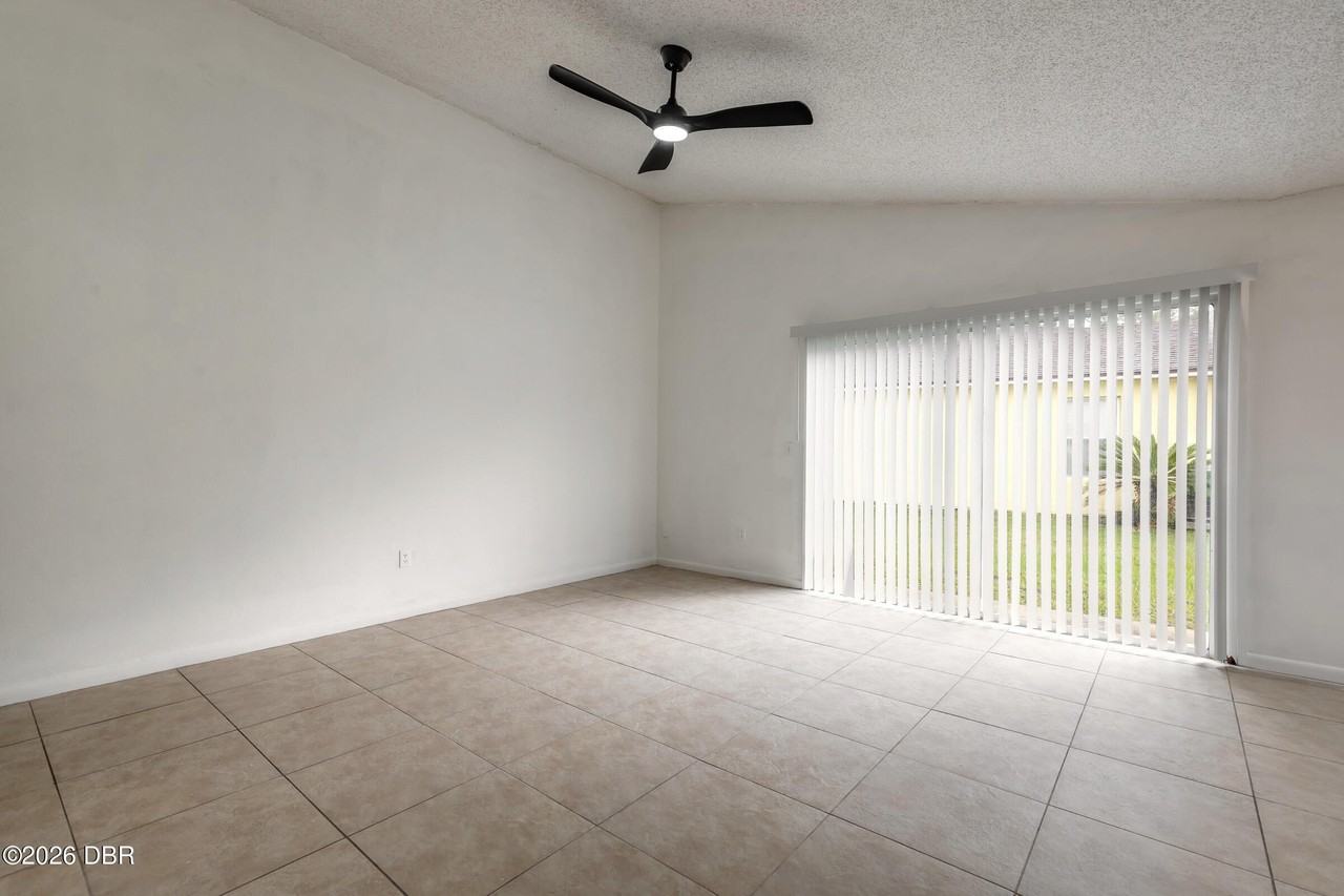 91 Wellwood Ln #B - Photo 3 of 25