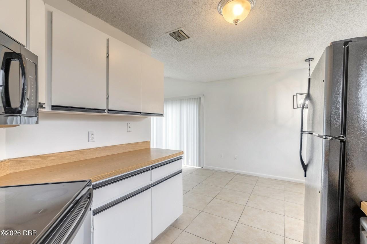 91 Wellwood Ln #B - Photo 7 of 25