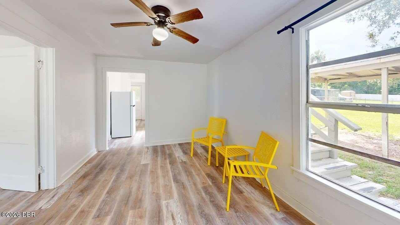 738 Wood St - Photo 6 of 20