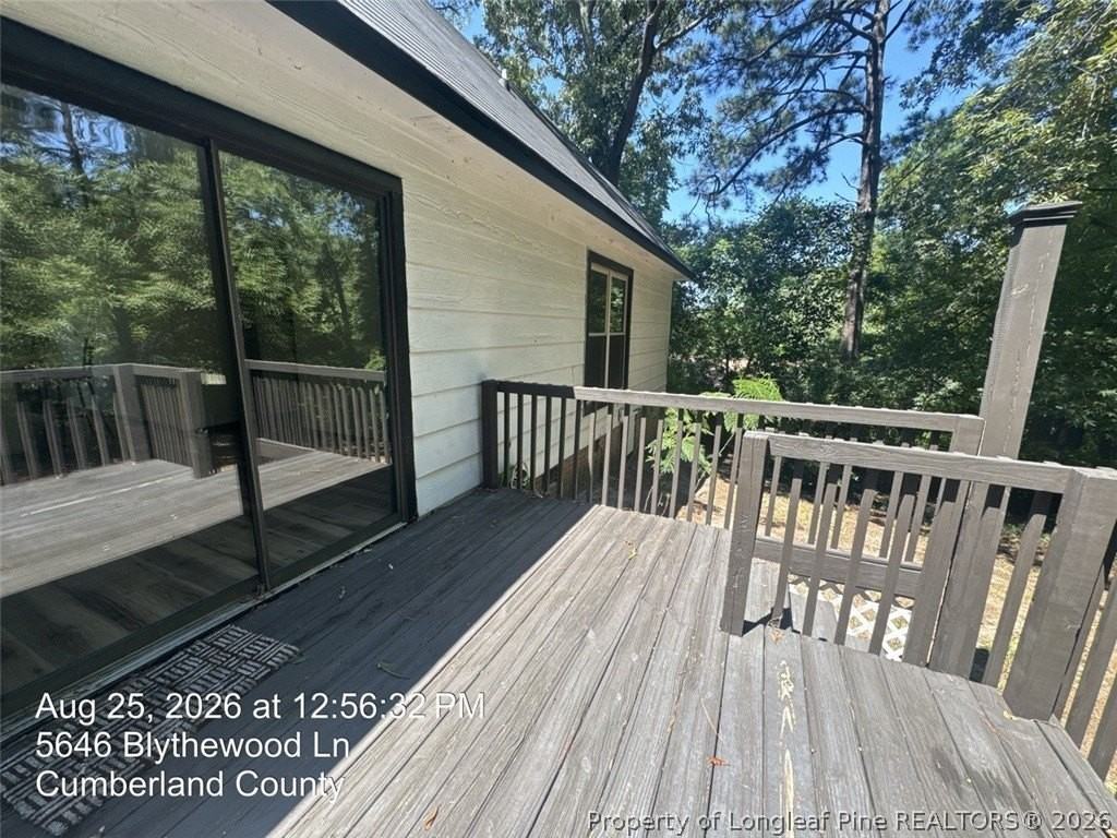 5646 Blythewood Ln - Photo 3 of 23