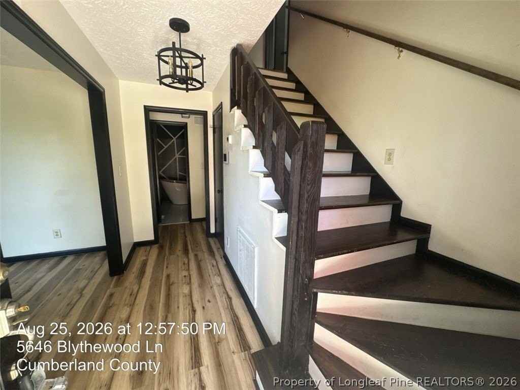 5646 Blythewood Ln - Photo 6 of 23