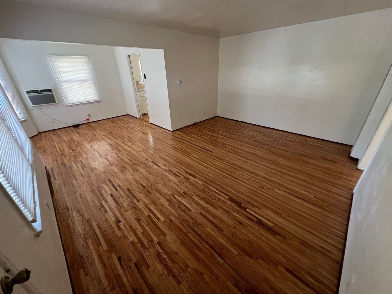 25877 Chula Vista St - Photo 2 of 22