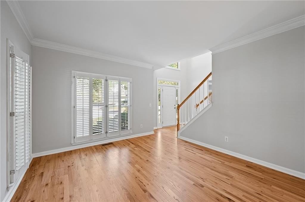 3993 Ironhill Ln - Photo 6 of 39