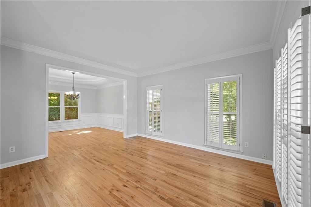 3993 Ironhill Ln - Photo 7 of 39