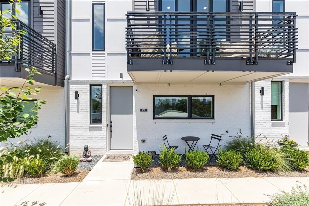437 Plateau Pl Nw - Photo 2 of 46