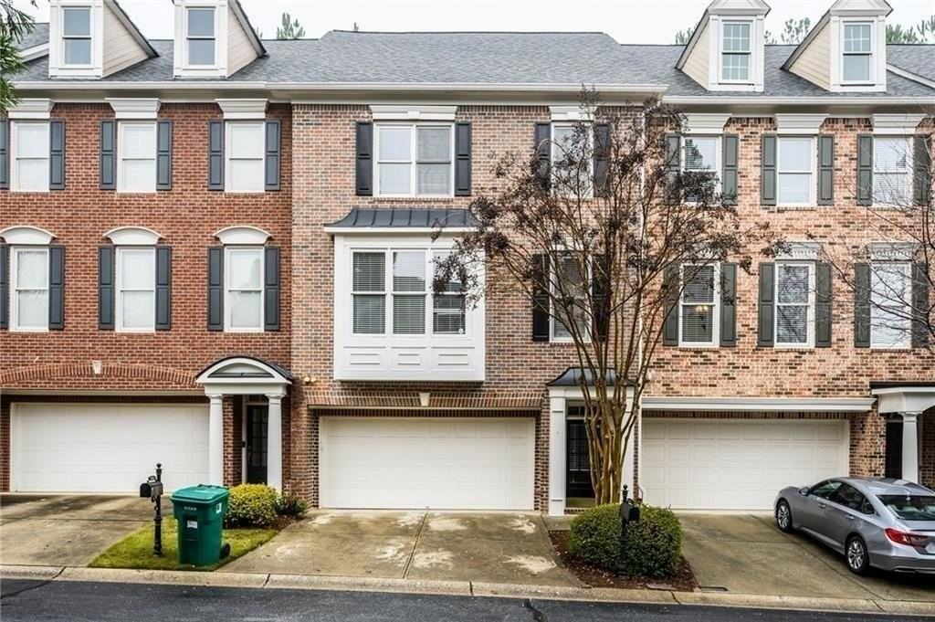 600 Vinings Estates Dr Se #B11 - Photo 2 of 27