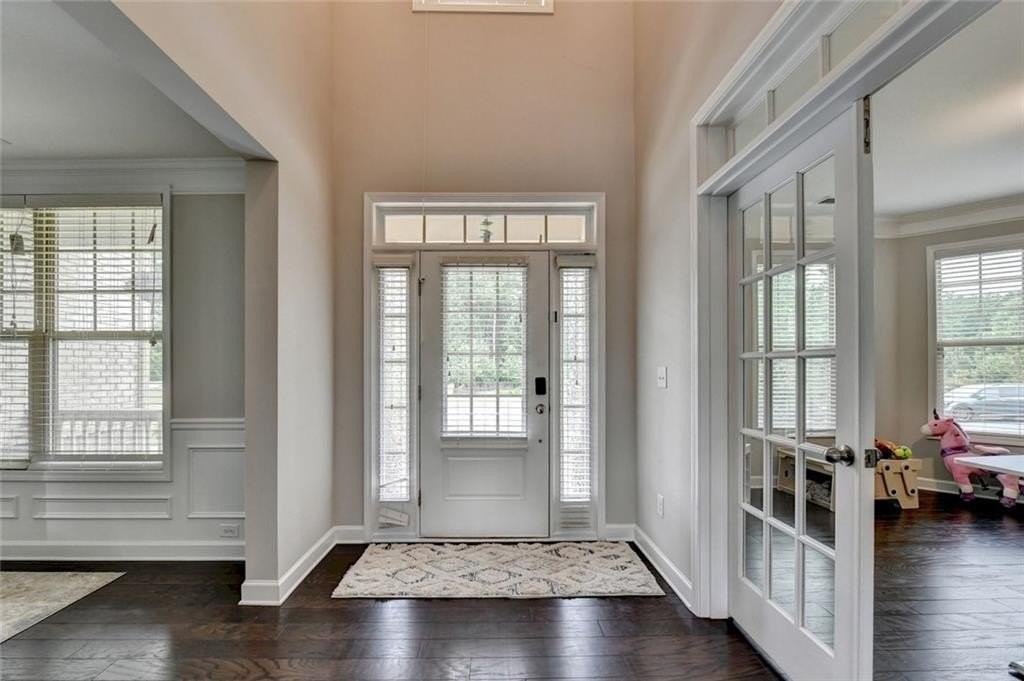 6035 Ashborough Park - Photo 3 of 50