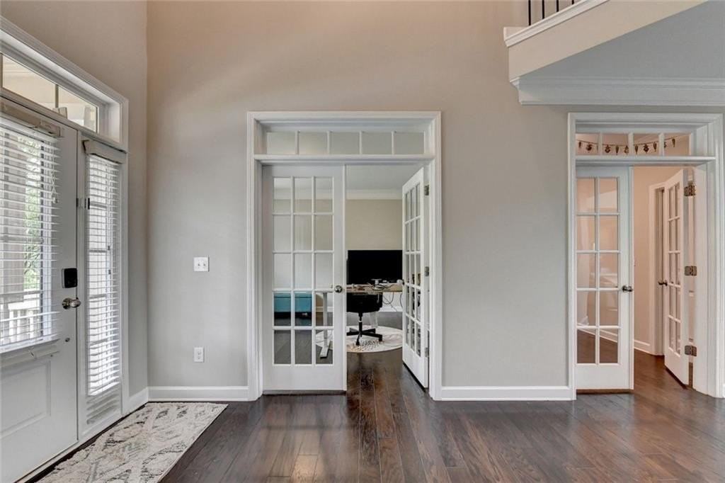 6035 Ashborough Park - Photo 4 of 50