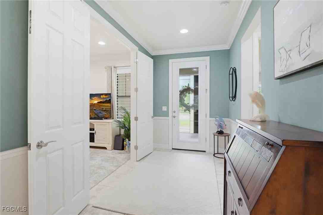11012 Castlereagh St - Photo 6 of 48