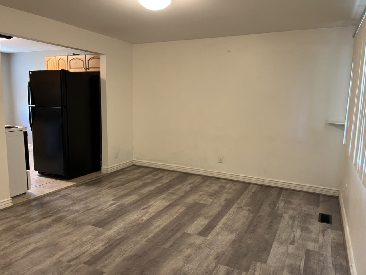 587/589 East 55 North - 589 #589 - Photo 5 of 16