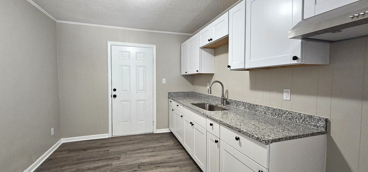 307 North Hall Streetapt B #307B - Photo 3 of 11