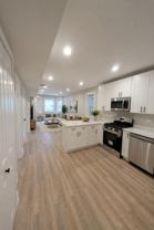 2850 N Avers Ave - Photo 1 of 1