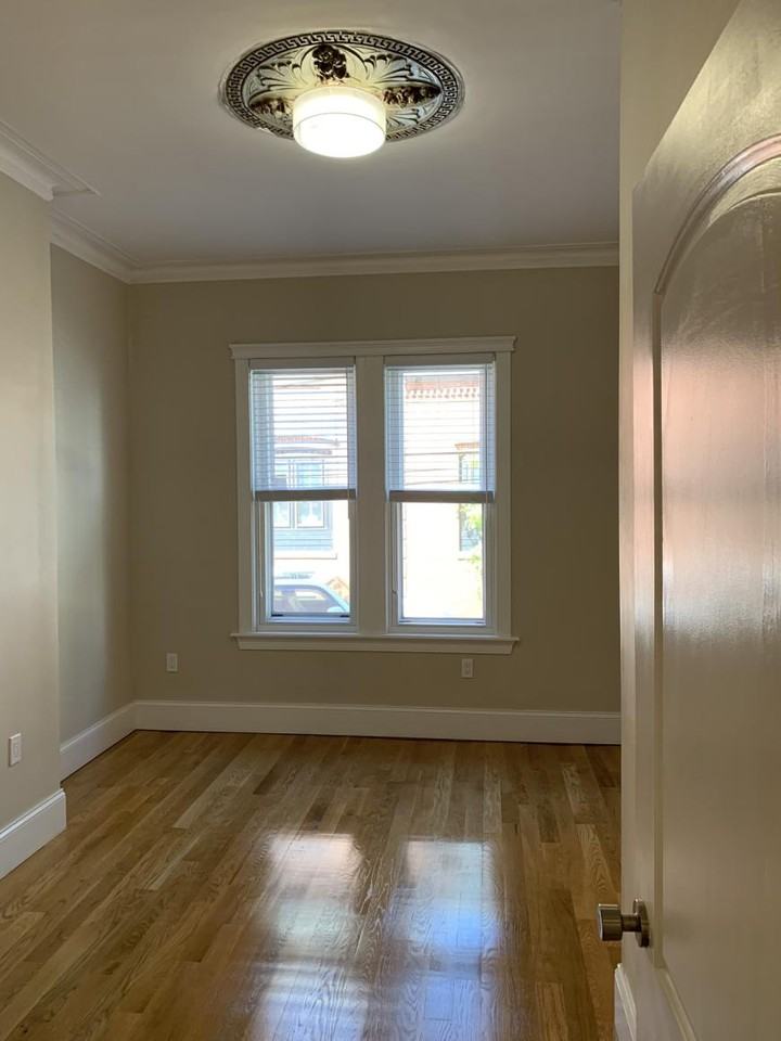 26 Pembroke St - Photo 3 of 8