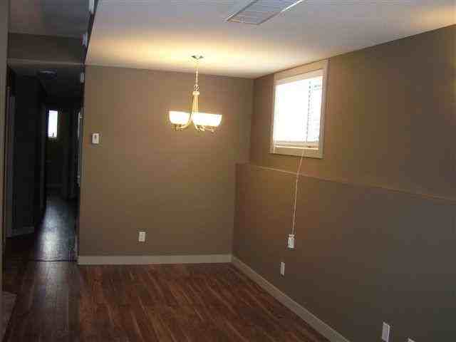 8837-71 Avenue A-DN - Photo 3 of 10
