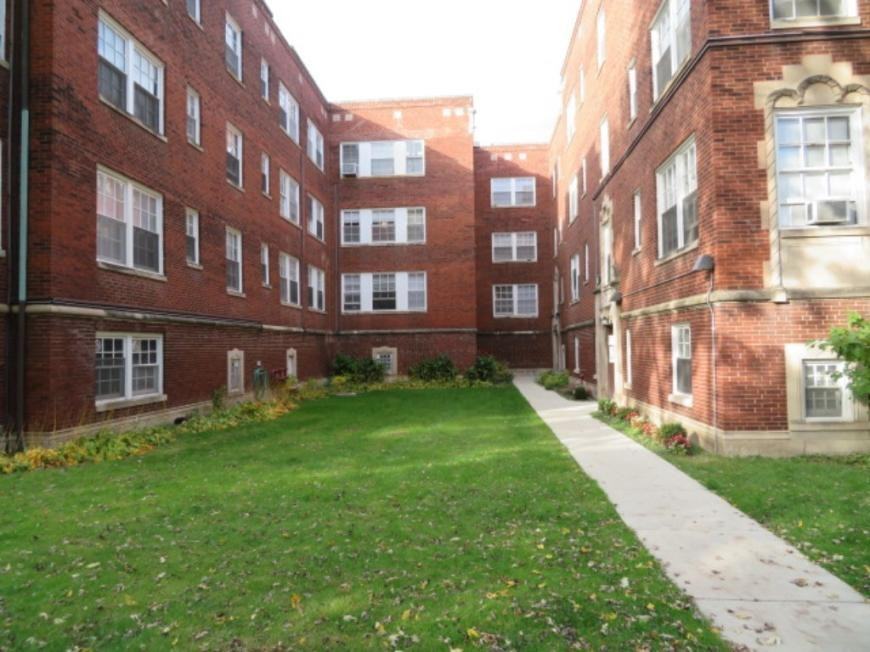 1712 W Albion Ave ## 20