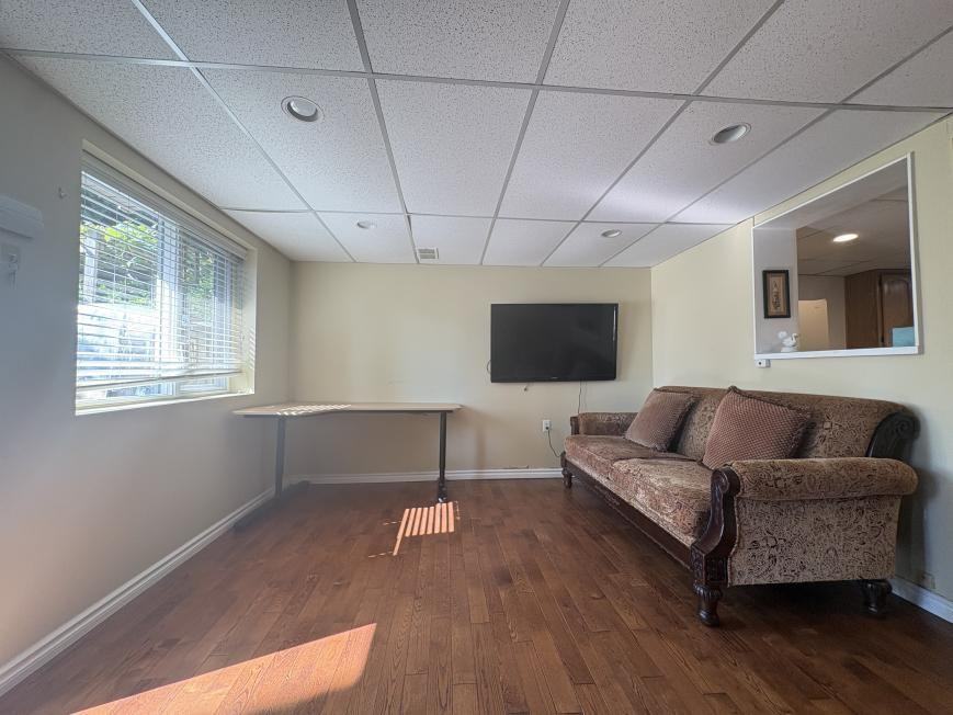 2955 Pasture Cir - Photo 2 of 10