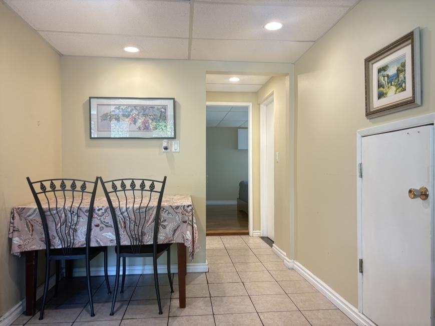 2955 Pasture Cir - Photo 3 of 10