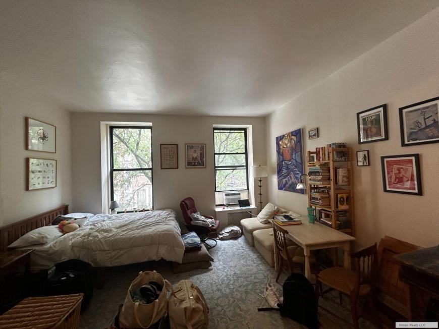 120 W 73rd St - Photo 2 of 10