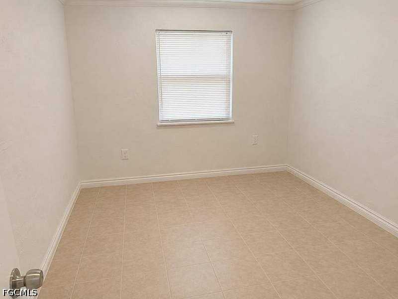 3516 E Riverside Dr - Photo 6 of 7