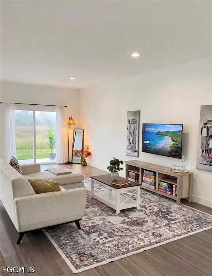 8059 Sherwood Cir - Photo 5 of 12