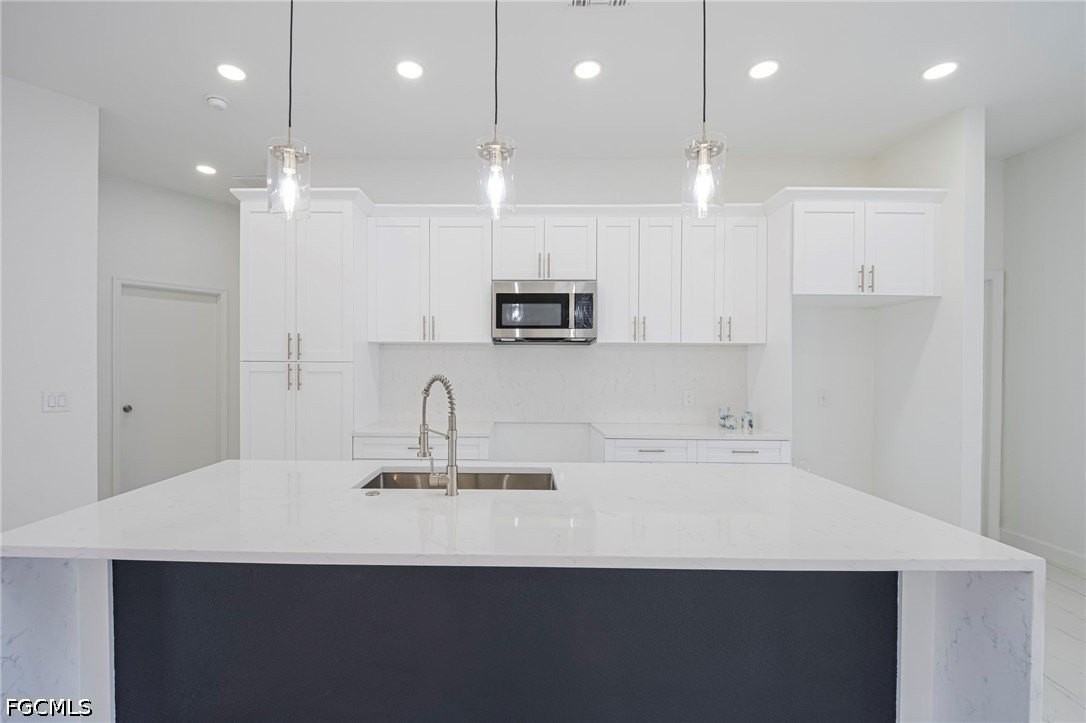 2604 73rd St W - Photo 6 of 30