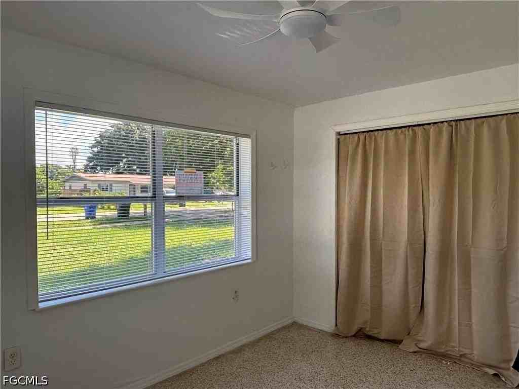4048 Edgewood Ave - Photo 4 of 5