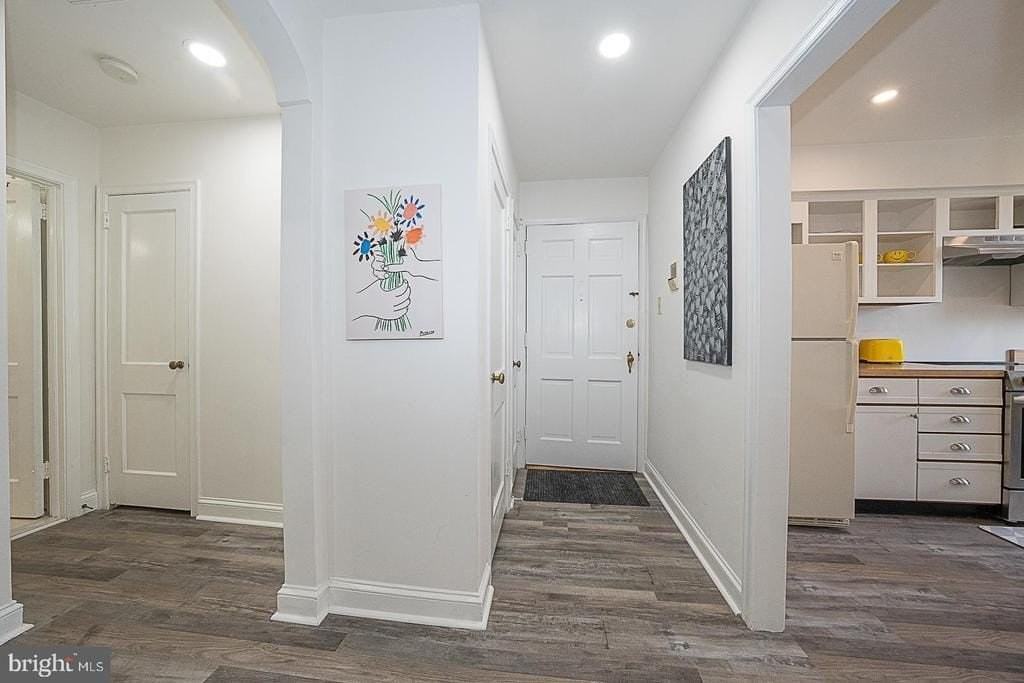 500 E Lancaster Ave - Photo 2 of 18