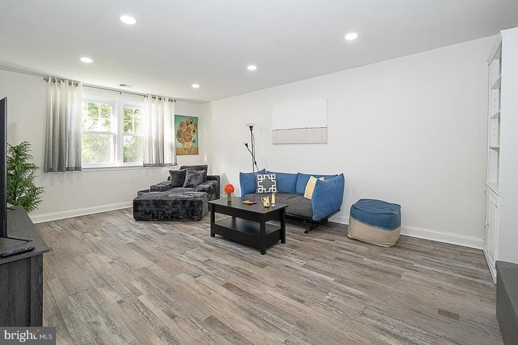 500 E Lancaster Ave - Photo 7 of 18