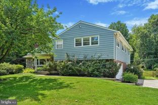 1910 Stone Ridge Ln - Photo 1 of 1