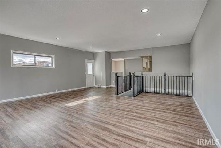 1342 W Dupont Rd - Photo 7 of 28