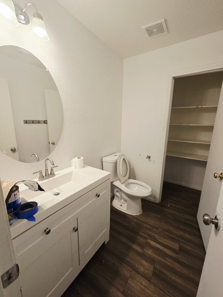 11606 Costa Linda Ave #1 - Photo 6 of 10