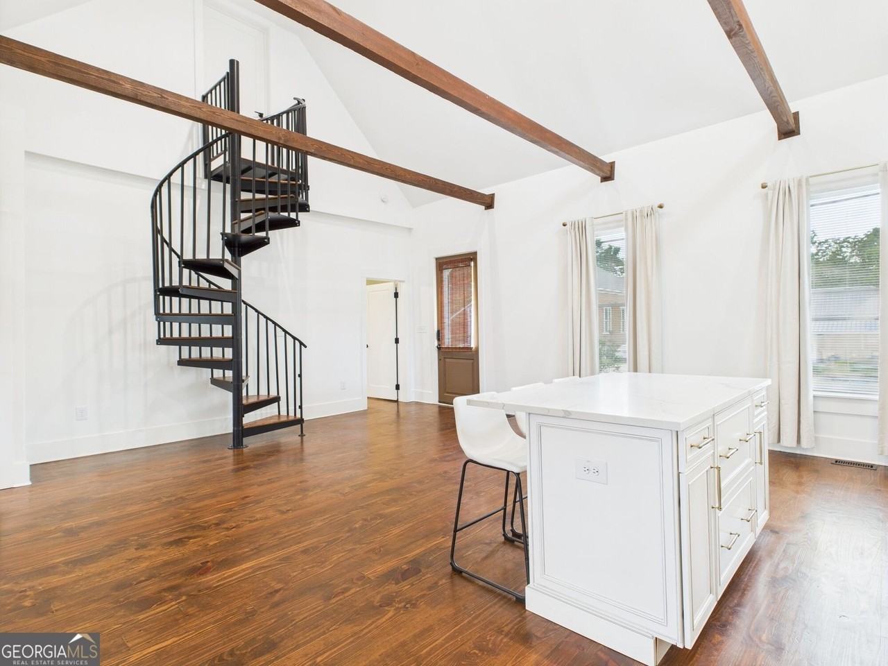 4970 Macon Hwy - Photo 4 of 19
