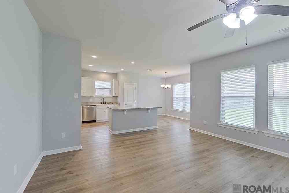 109 Alpine Meadows Ln - Photo 4 of 21