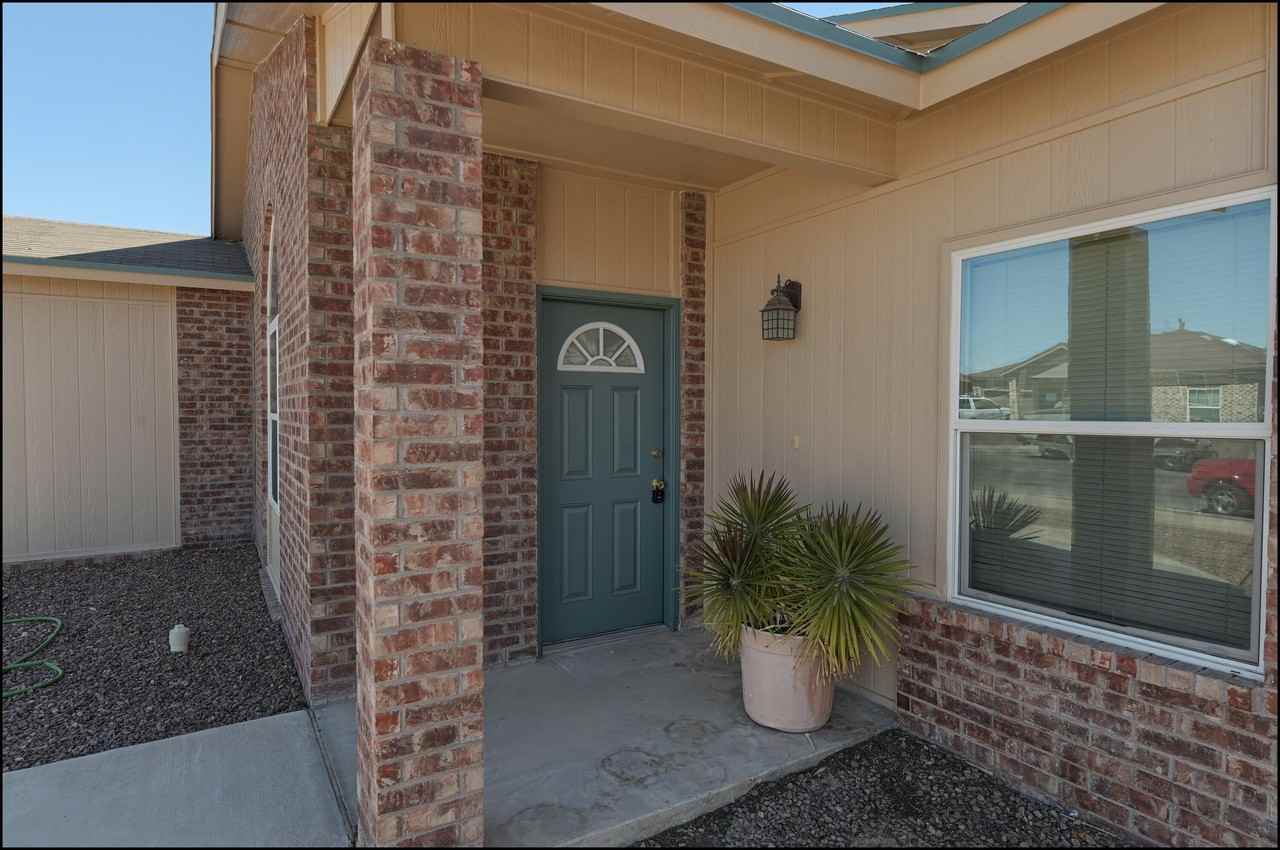 14408 Escalera Dr - Photo 6 of 39