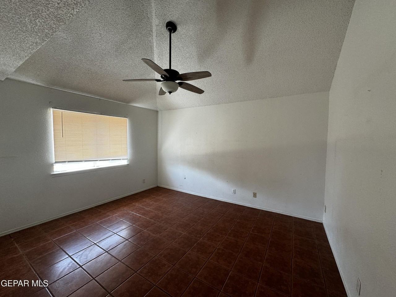 8696 Pilgrimage Cir - Photo 3 of 8