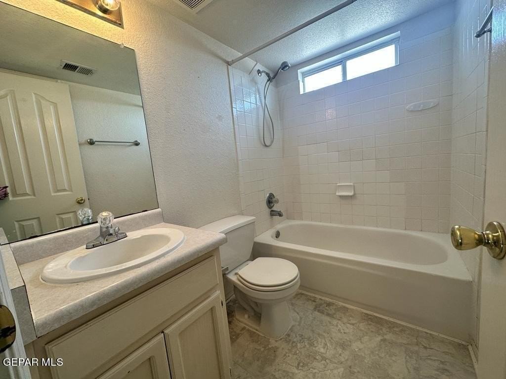1411 Luz De Camino Way - Photo 6 of 13