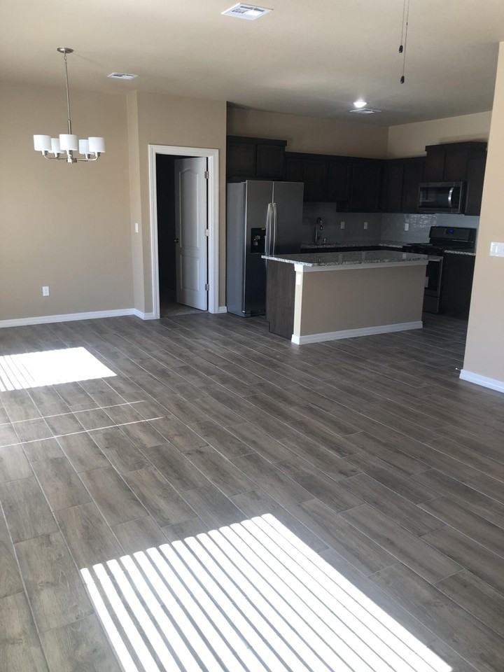 13612 Hazlewood St - Photo 6 of 7