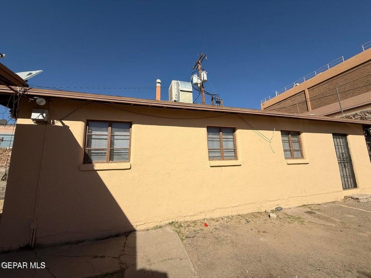 2825 Grant Ave #13 - Photo 2 of 10