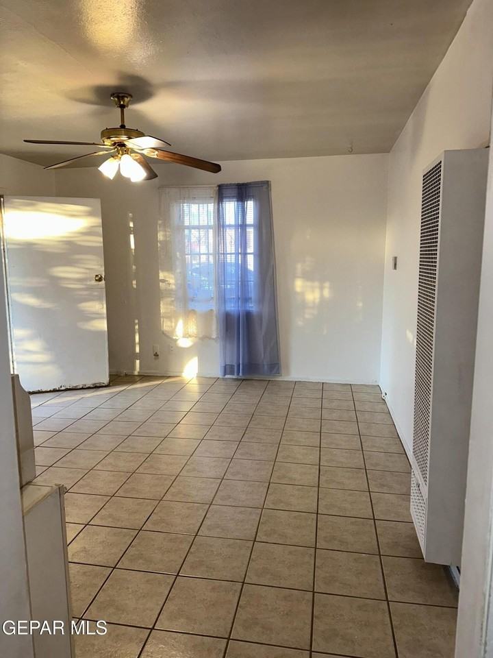 438 Duran Pl - Photo 5 of 7