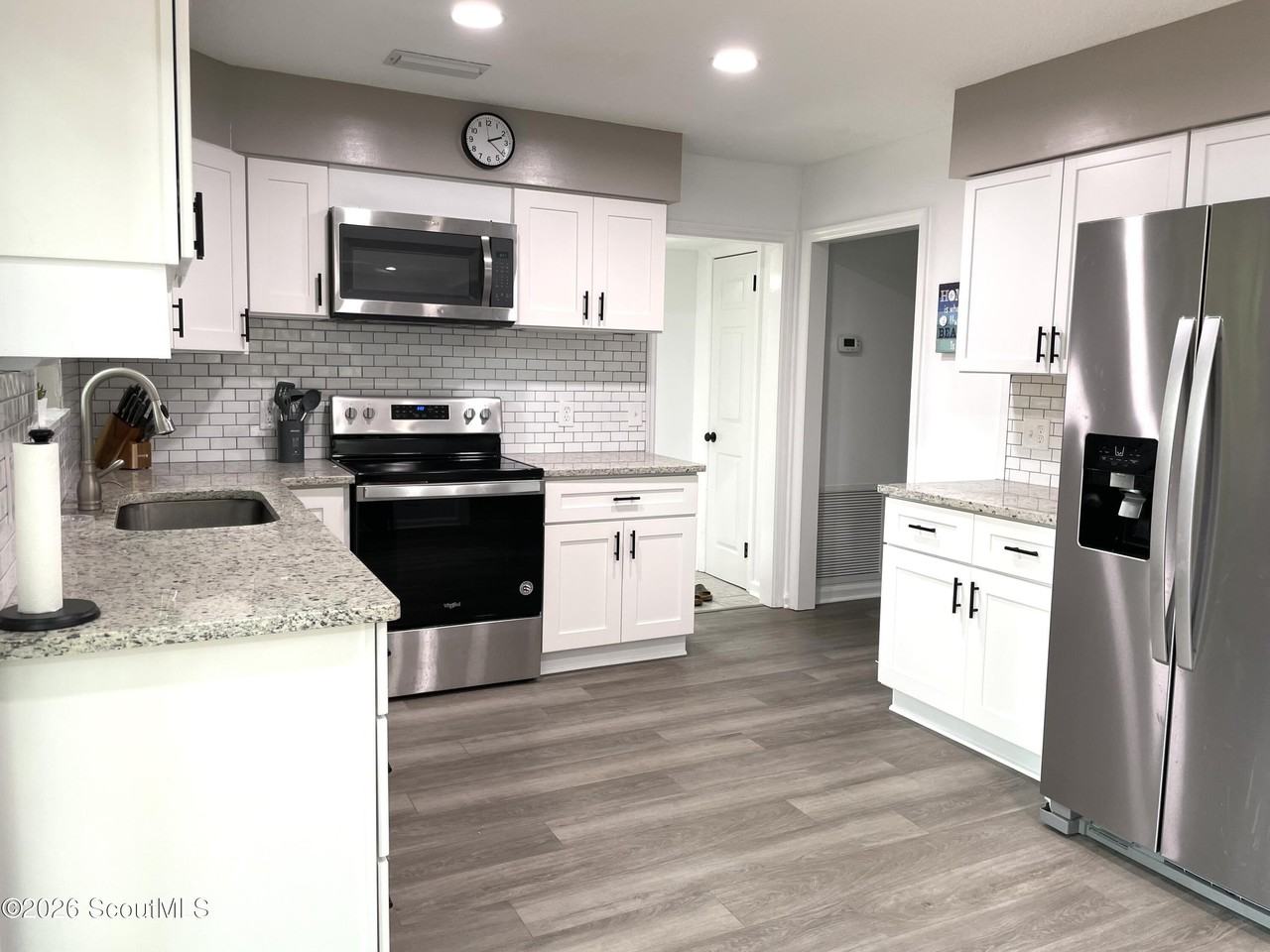 505 Marsh Cir - Photo 4 of 20