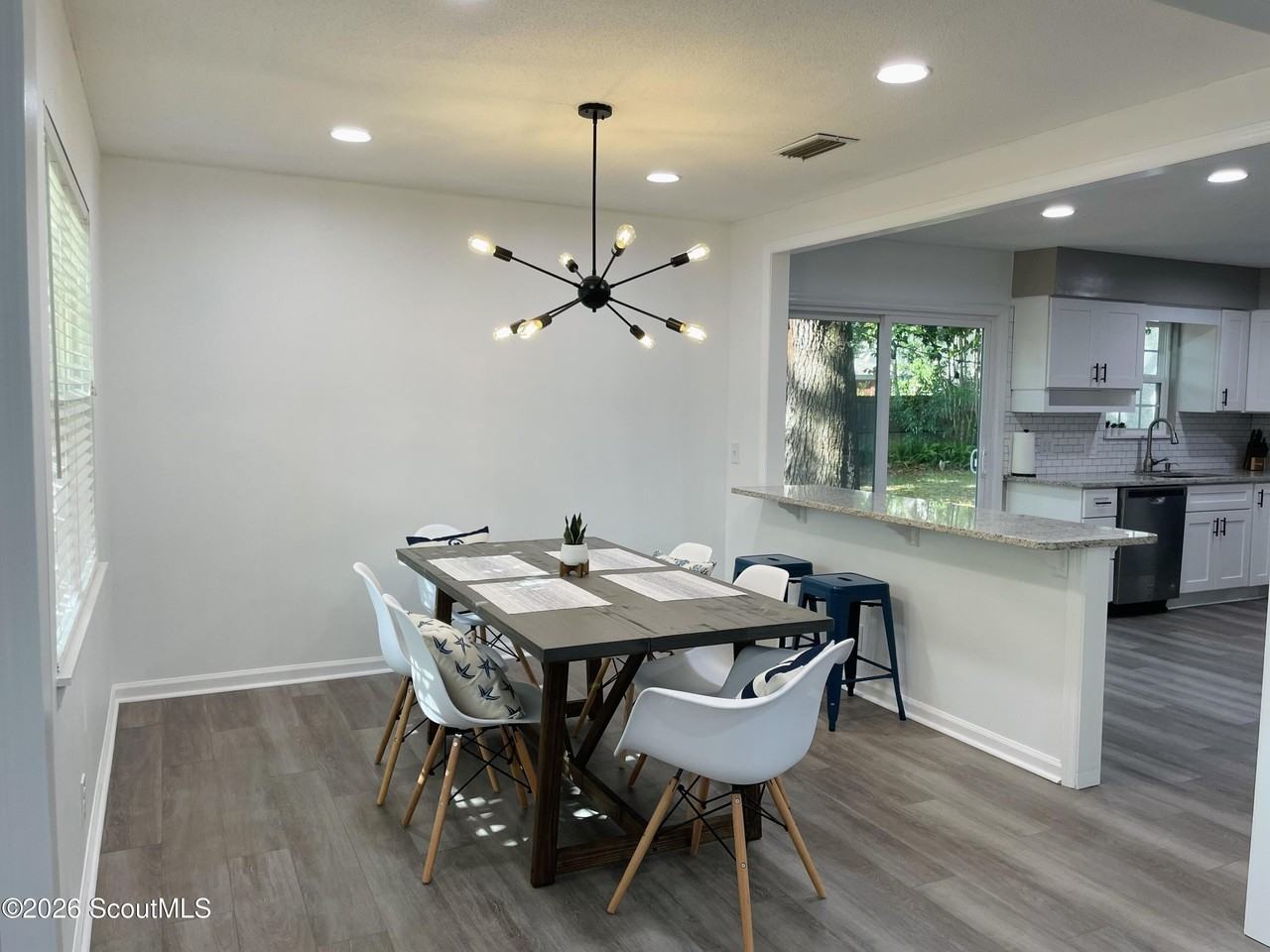 505 Marsh Cir - Photo 7 of 20