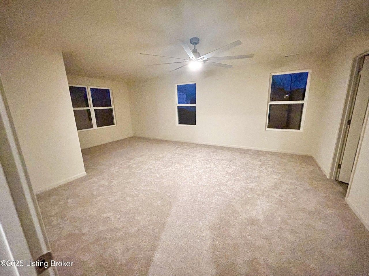 6509 Fair Ridge Ln - Photo 6 of 15