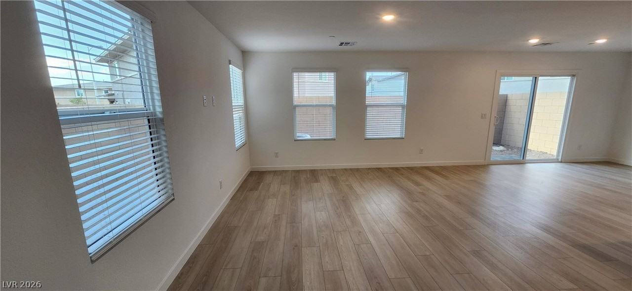 113 Scarhill Track Ave - Photo 7 of 28