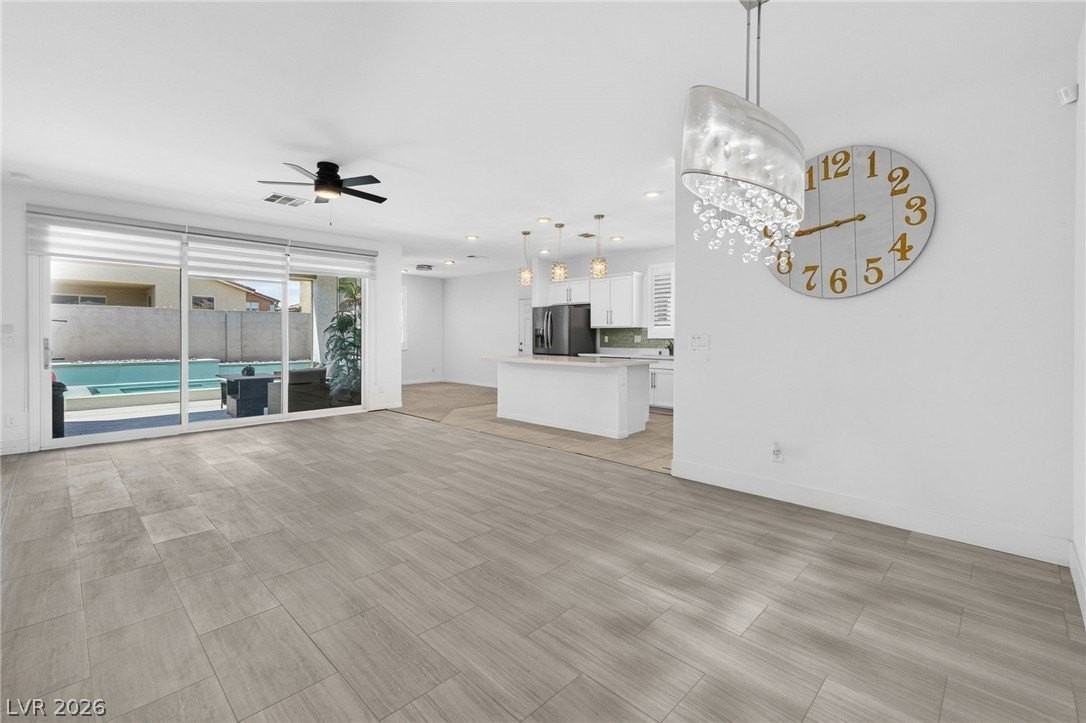 7081 Amber Robin St - Photo 5 of 44