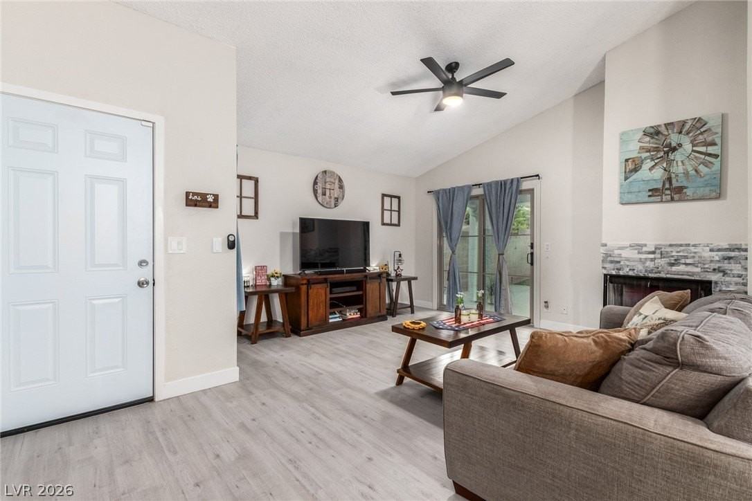 5776 Yerington Ave - Photo 2 of 26
