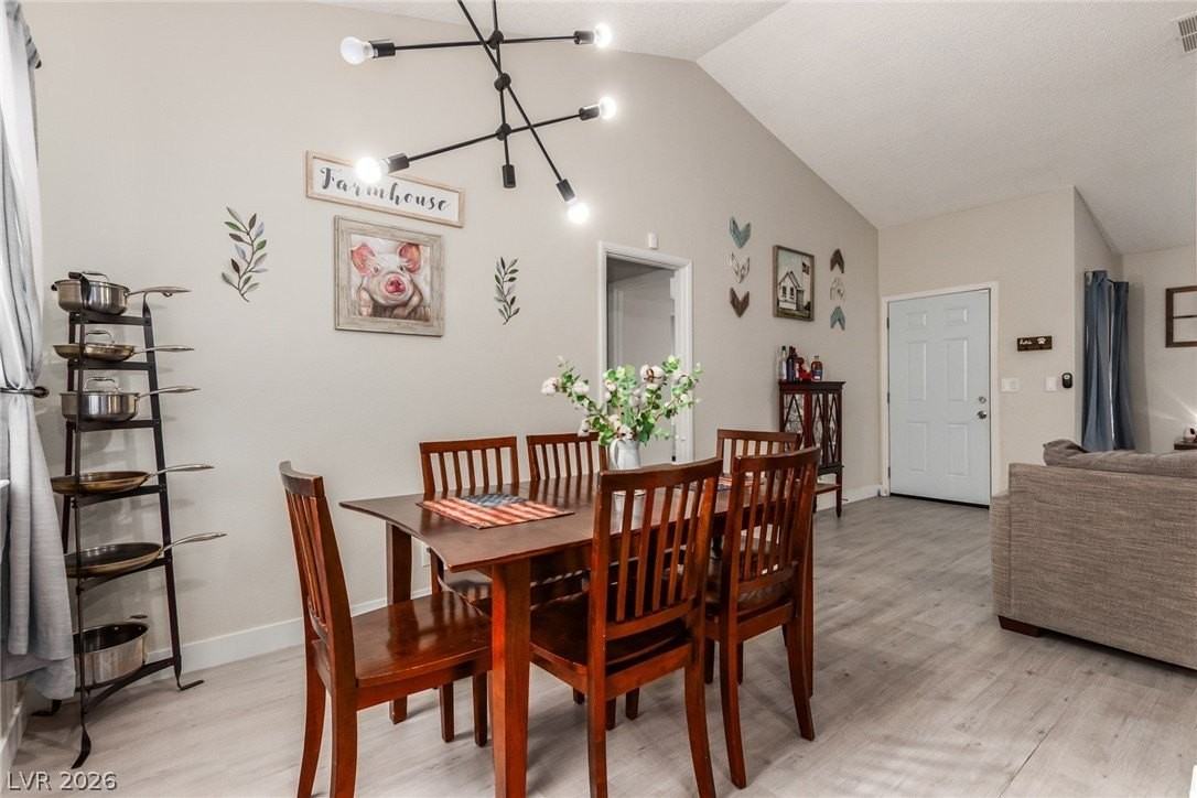 5776 Yerington Ave - Photo 6 of 26