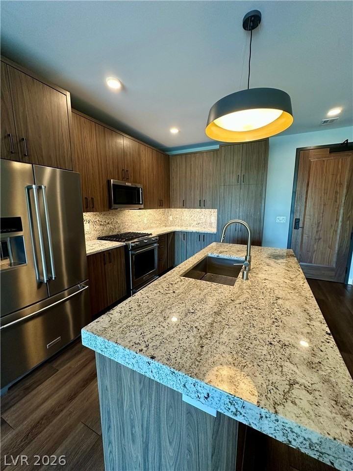 2460 Serene Ave #205 - Photo 5 of 26